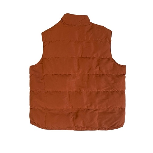 St. John's Bay Men’s Puffer Vest. 4 Pocket Zip Front. Orange Size XL #1524 - Picture 5 of 7